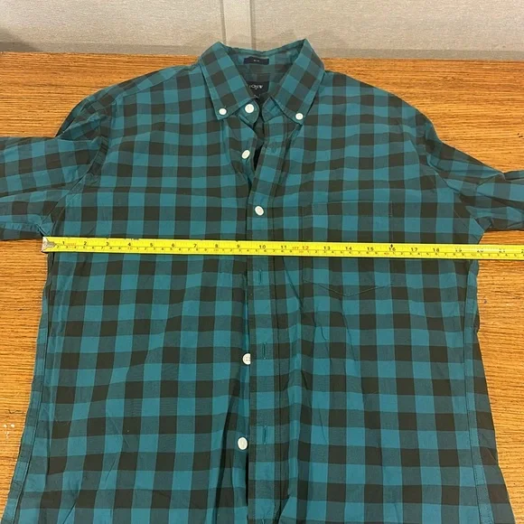 J. CREW Men’s Slim Buttoned Down Shirt - Picture 7 of 7